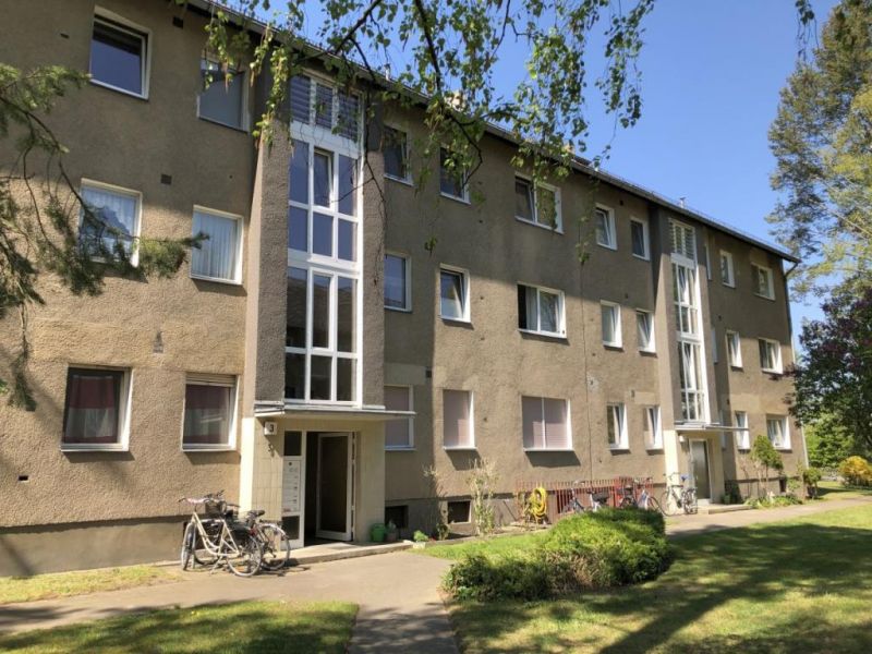 3-Zimmer-Etagenwohnung mit Balkon zum Kauf in Berlin