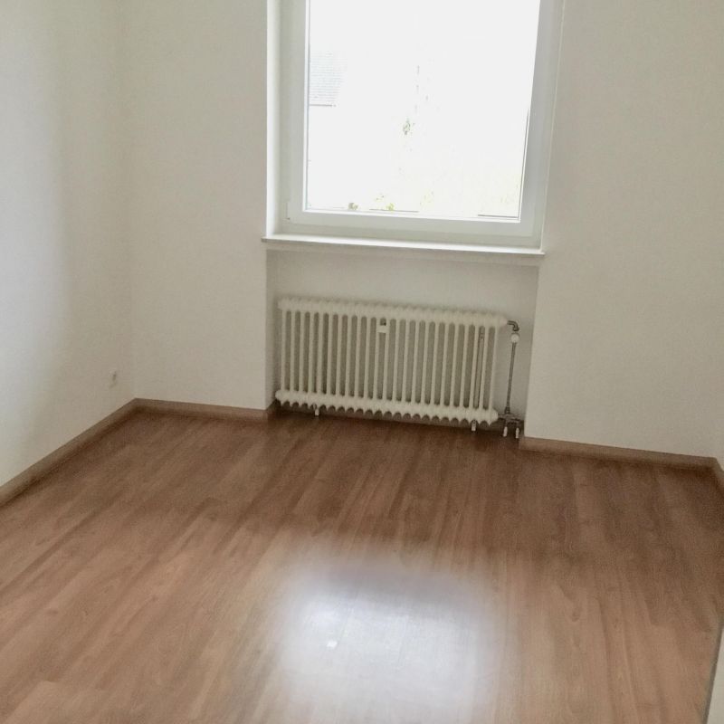 2 Zimmer Etagenwohnung Mit Balkon Zur Miete In Hannover Stocken