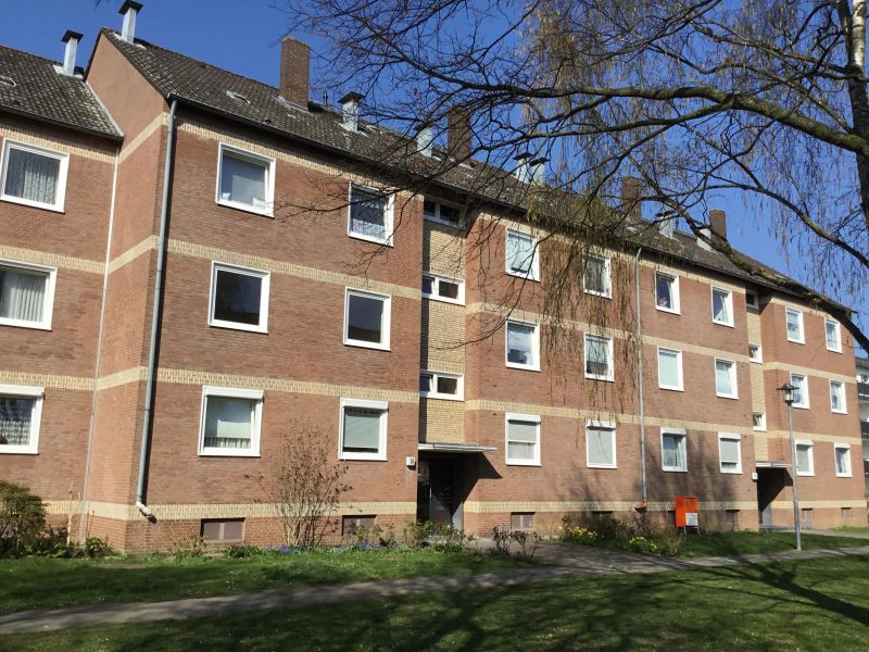 3 Zimmer Etagenwohnung Mit Balkon Zur Miete In Garbsen