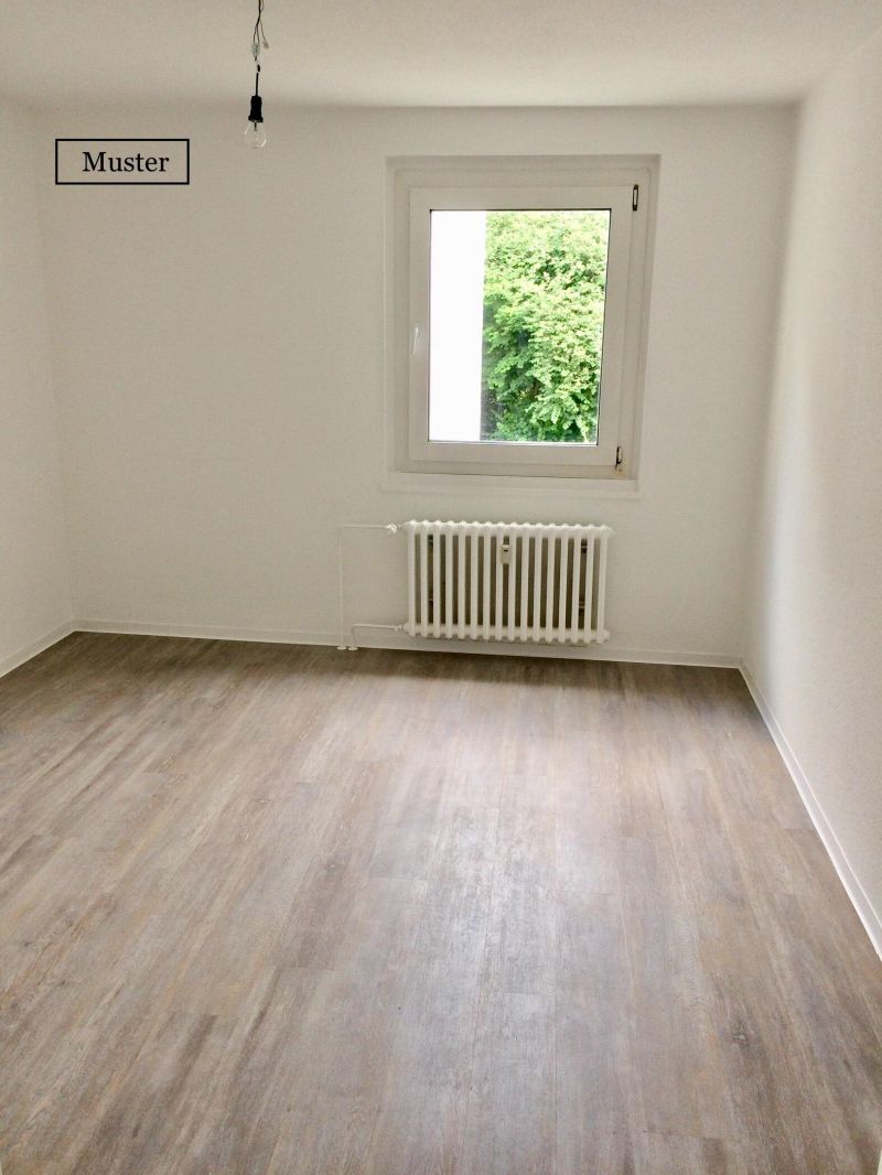 2 Zimmer Dachgeschosswohnung Mit Balkon Zur Miete In Hattingen Mitte